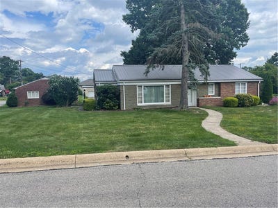 /international/us/140-rita-ave-lower-burrell-pa-110101136623/