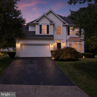 /international/us/97-john-ct-warrenton-va-110108268121/