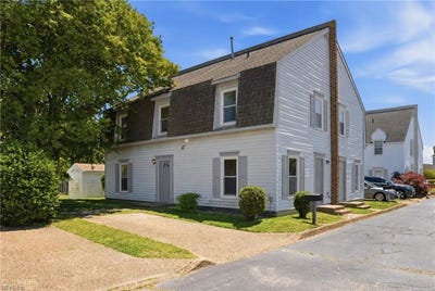 /international/us/294-eaton-street-hampton-va-110108342830/