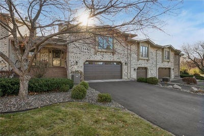 /international/us/15135-38th-avenue-n-plymouth-mn-110105977505/