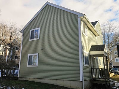 /international/us/98-henry-law-avenue-dover-nh-110104941217/