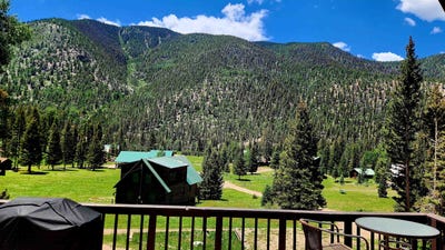 /international/us/22-hidden-valley-rd-red-river-nm-110098396863/