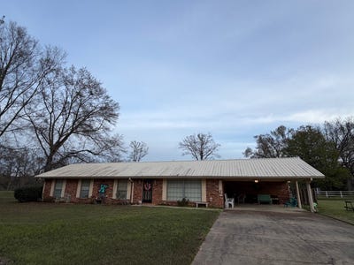 /international/us/1025-highway-404-duck-hill-ms-110106721024/