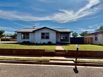 /international/us/801-ne-5th-andrews-tx-110108611277/