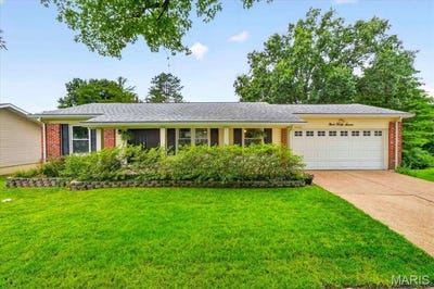 /international/us/947-oakfield-drive-ballwin-mn-110109007119/