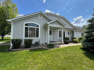 /international/us/108-aberdeen-drive-flushing-mi-110099767881/