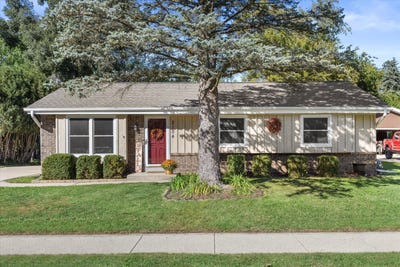 /international/us/2104-garland-ave-waukesha-wi-110120061296/