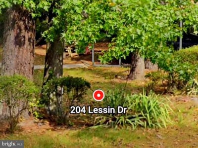 /international/us/204-lessin-drive-lusby-md-110105877257/