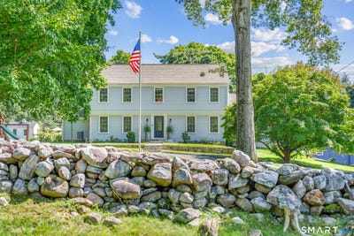 /international/us/23-jonathan-road-new-canaan-ct-110110223124/