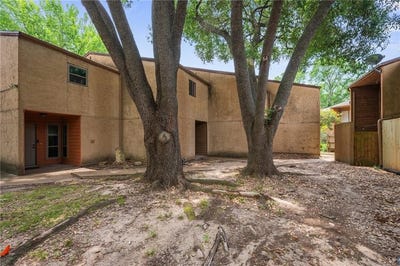 /international/us/4345-carter-creek-bryan-tx-110099876035/