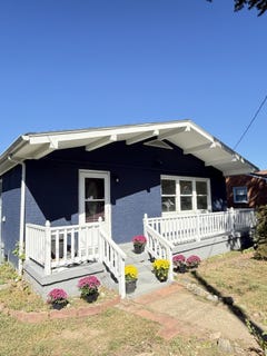 /international/us/1351-walnut-ave-buena-vista-va-110110350267/