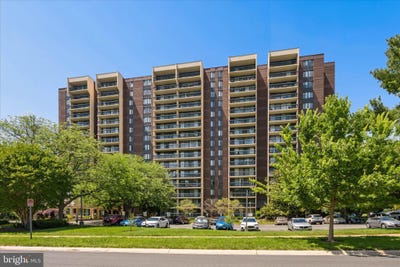 /international/us/7401-westlake-terrace-bethesda-md-110104435635/