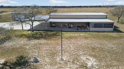 /international/us/125-rooke-road-woodsboro-tx-110106303462/