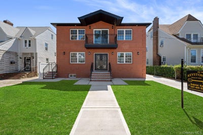 /international/us/11126-177th-street-jamaica-ny-110108888251/