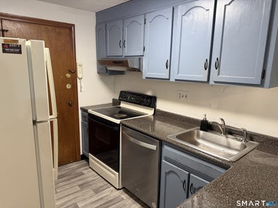 /international/us/1162-middle-turnpike-w-manchester-ct-110108916158/
