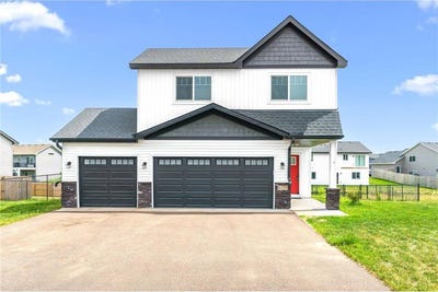 /international/us/8199-384th-trail-north-branch-mn-110108444979/