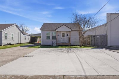 /international/us/237-lucille-st-street-lake-charles-la-110106702409/