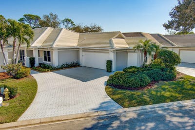 /international/us/2371-sw-brookwood-lane-palm-city-fl-110097129615/