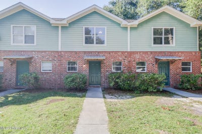 /international/us/229-milray-lane-gulfport-ms-110108661196/