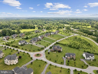 /international/us/5025-bee-frances-way-clarksville-md-110100980878/