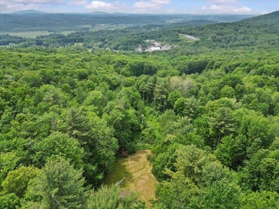/international/us/82-cb-road-hinesburg-vt-110108856700/
