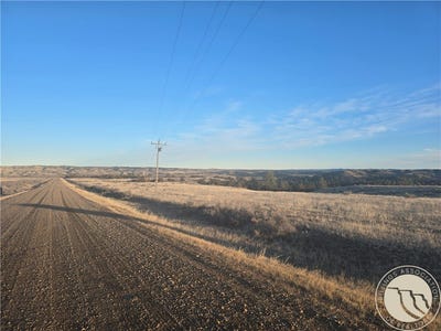 /international/us/oil-field-road-winnett-mt-110107632658/