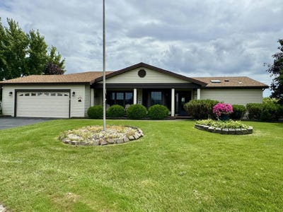 /international/us/12-derby-court-grayslake-il-110101210114/