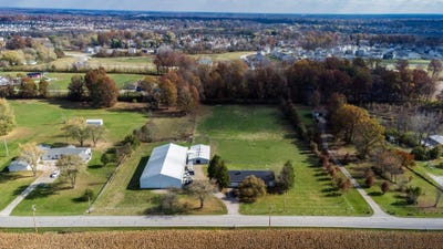 /international/us/615-s-section-line-road-delaware-oh-110090188635/