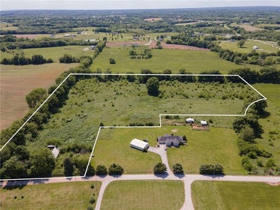 /international/us/15-2-hill-school-road-richmond-mo-110099688430/