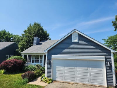/international/us/1998-n-karen-lane-round-lake-beach-il-110099203189/