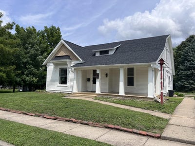 /international/us/110-bell-ave-marshall-mo-110109030376/