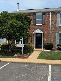 /international/us/8422-shannon-green-court-henrico-va-110108963562/