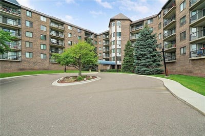 /international/us/2601-kenzie-terrace-saint-anthony-mn-110097855223/