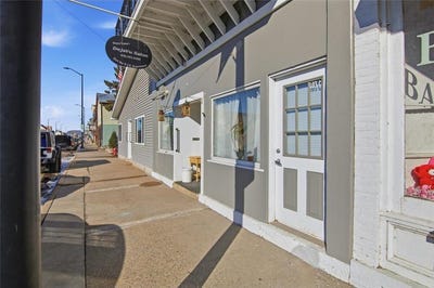 /international/us/103-s-main-street-alma-wi-110105732652/