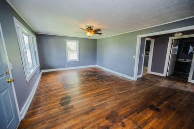 /international/us/829-maple-street-stanton-ky-110108908371/