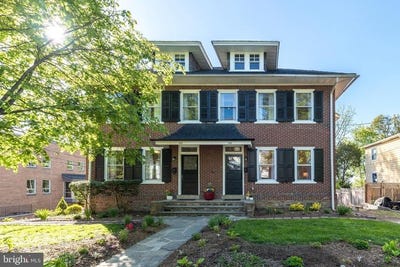 /international/us/145-mechanics-street-doylestown-pa-110107698184/
