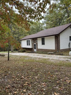 /international/us/1814-state-highway-125-s-sparta-mo-110105953435/