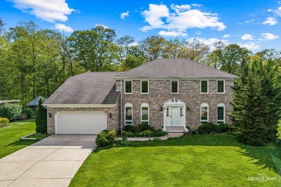 /international/us/45-briargate-circle-sugar-grove-il-110108331016/