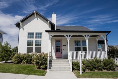 /international/us/588-w-founders-blvd-saratoga-springs-ut-110110259615/