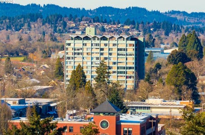 /international/us/1313-lincoln-st-eugene-or-110105702496/