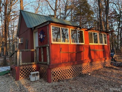 /international/us/0-4-7-acres-log-cabin-trail-new-florence-mo-110104583934/