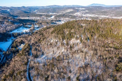 /international/us/00-quarry-road-chester-vt-110090364799/