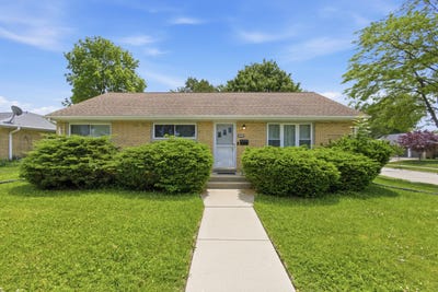 /international/us/3851-e-elser-ave-cudahy-wi-110108891027/