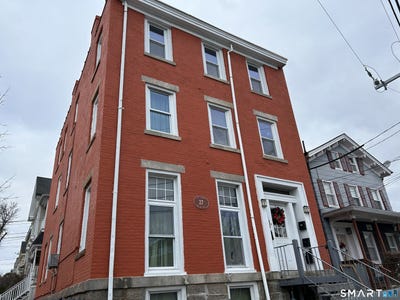 /international/us/27-jay-street-new-london-ct-110108011839/