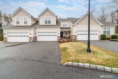 /international/us/36-highridge-road-middlebury-ct-110107057780/