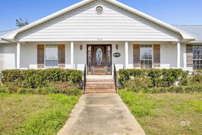 /international/us/7225-yenne-lane-fairhope-al-110101237258/