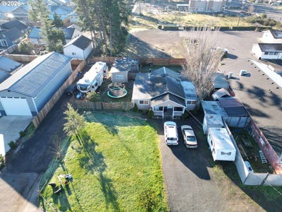 /international/us/1890-37th-st-florence-or-110104854170/