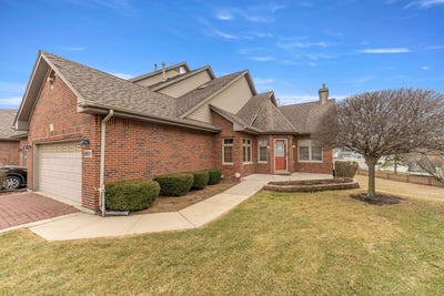 /international/us/7035-168th-street-tinley-park-il-110106001650/