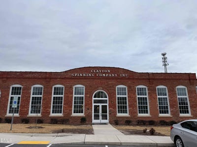 /international/us/190-mill-street-clayton-nc-110105697649/