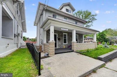 /international/us/10-laurel-street-pine-grove-pa-110108228308/